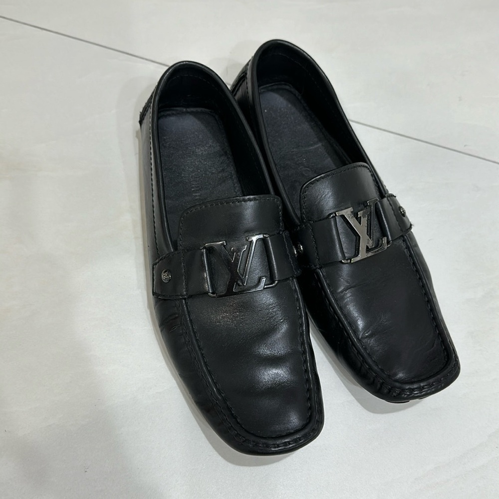 Louis Vuitton elegant men shoes size 8.5 men